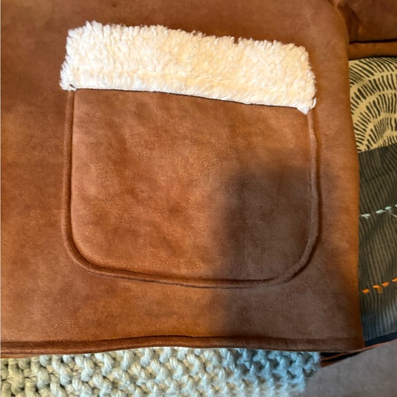 Zara Women’s Faux Shearling-Lined Jacket - Picture 3 of 5